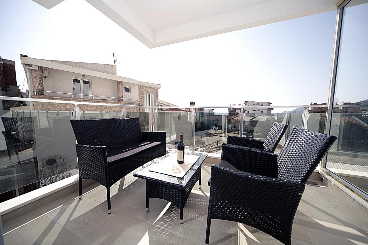 Sea Star Apartment Dobra Voda Exterior photo